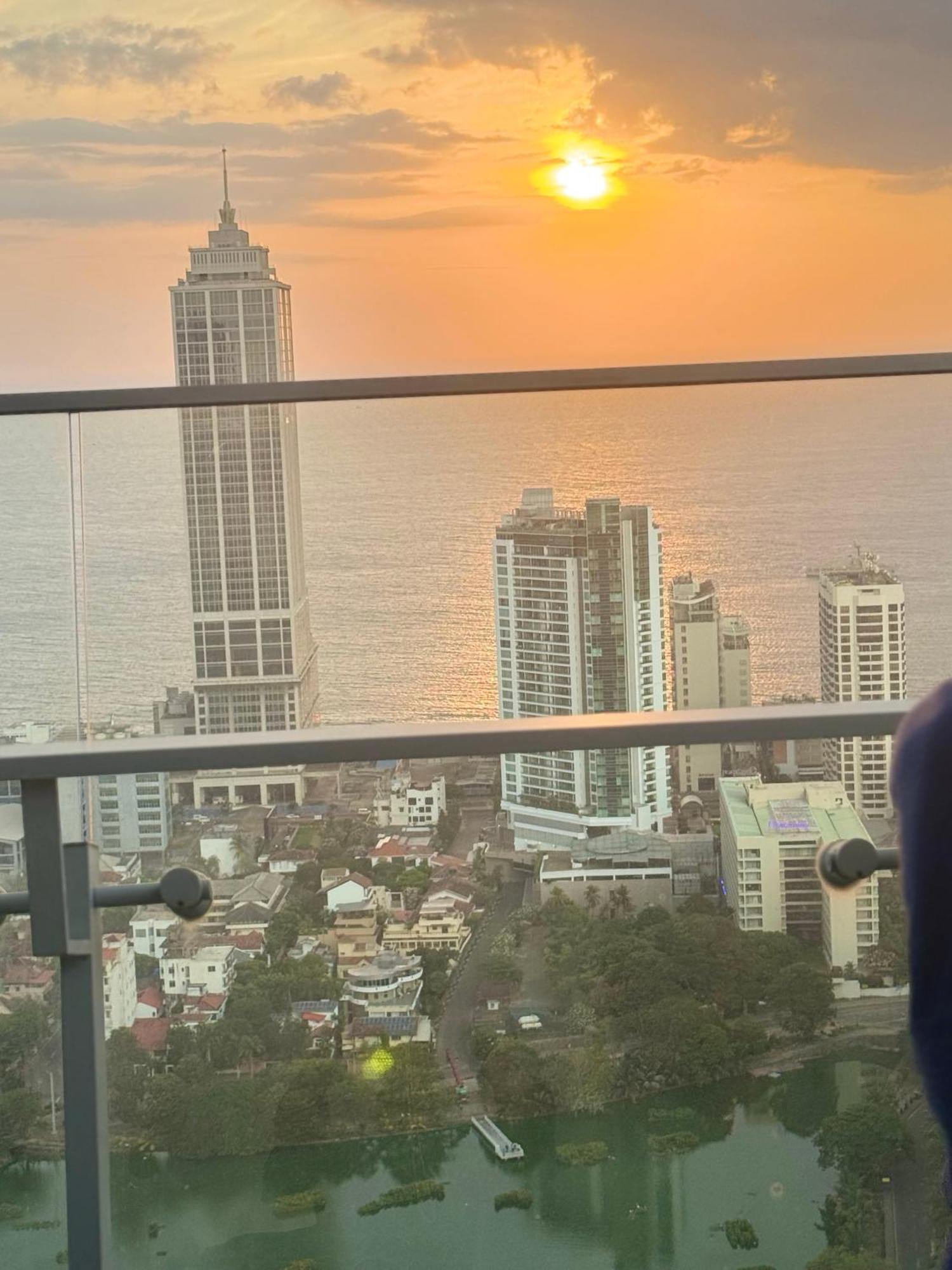 Altair Luxury Colombo By Miracle Lejlighed Eksteriør billede